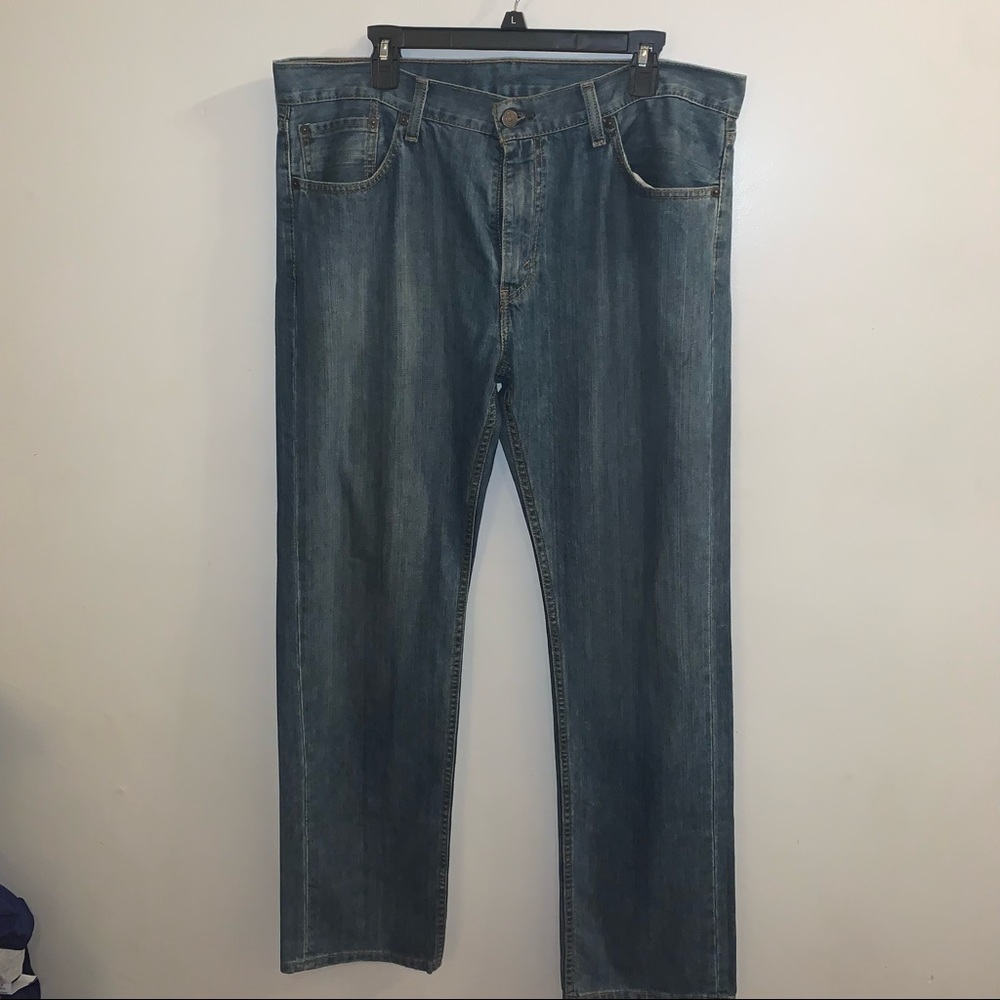 559 Levi’s Relaxed Straight Leg Jeans 36W34L Medium Wash